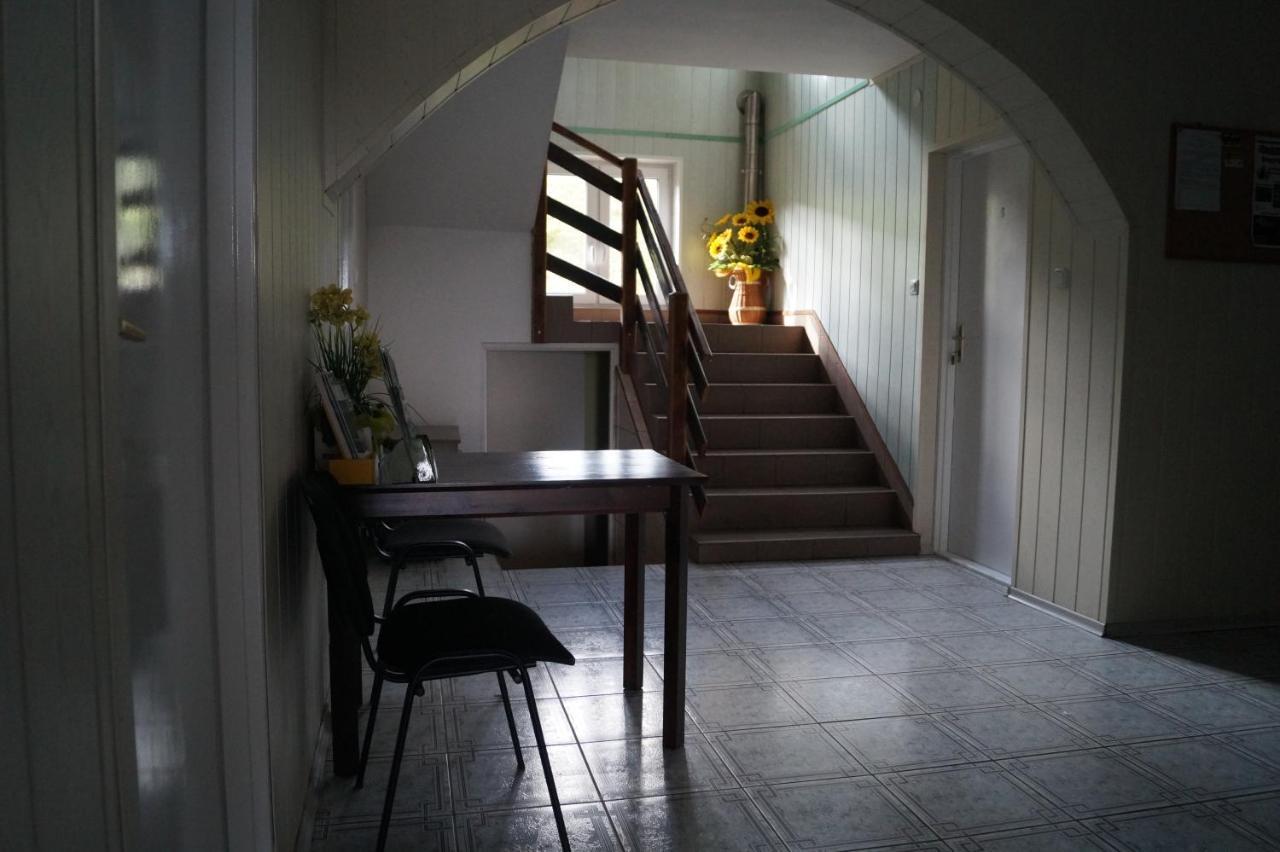 Hotel Ostoja à Polańczyk Extérieur photo
